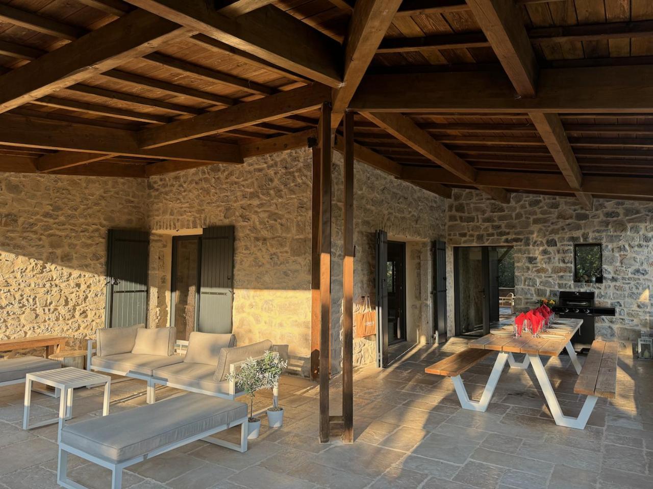 Вилла Luxurious Family House With Pool In Ardeche. Ле-Ван Экстерьер фото