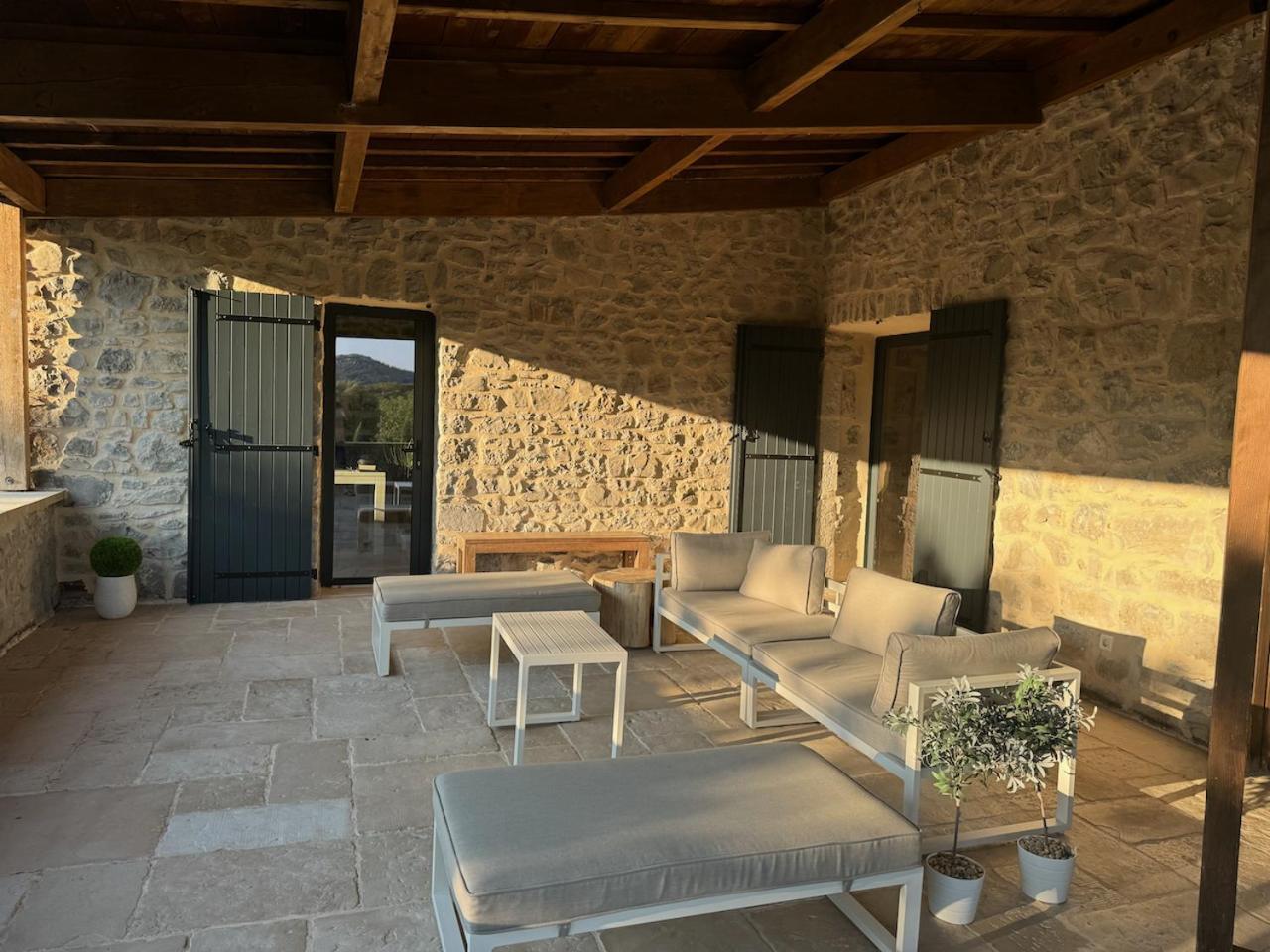 Вилла Luxurious Family House With Pool In Ardeche. Ле-Ван Экстерьер фото